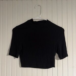 Black Short Sleeve Ribbed Crop Top